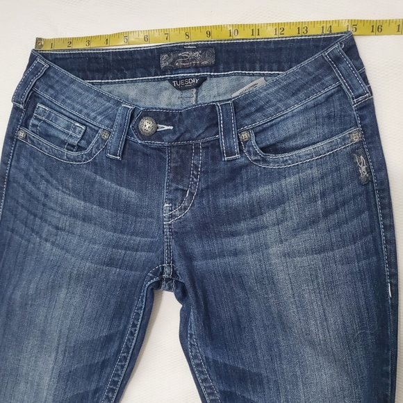 Silver JeansTuesday Lowrise Slim Bootcut Jeans 29 Waist - Picture 10 of 12